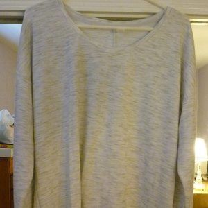 Ideology women XL top lt gray NWOT soft long slvs